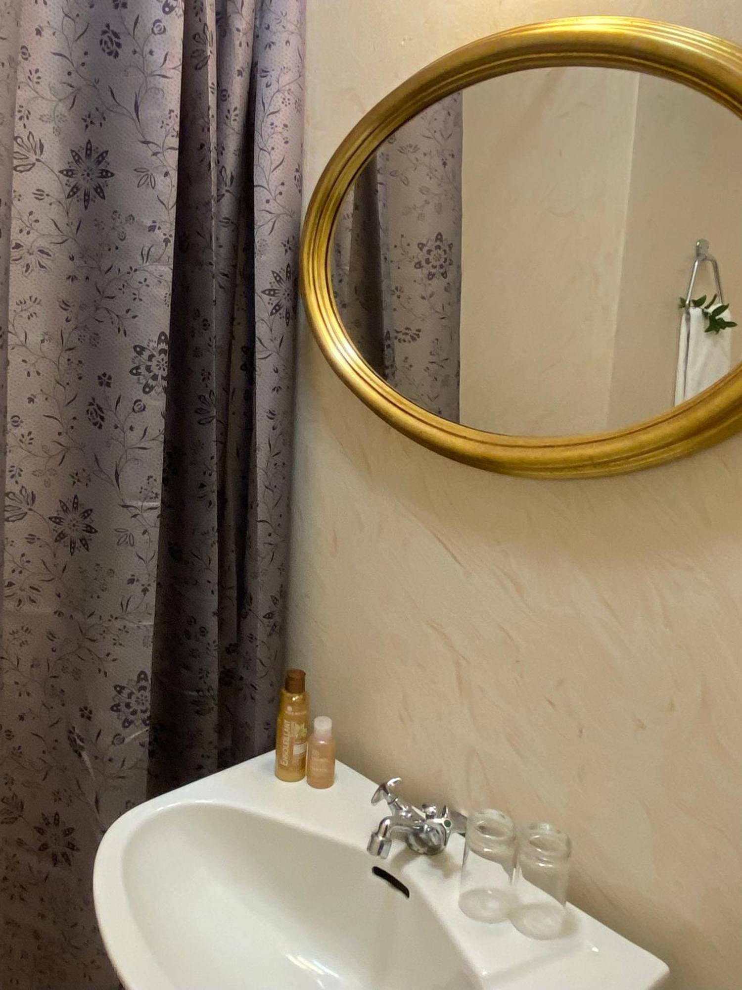 Gullringens Vaerdshus & Hotell エクステリア 写真